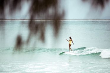 Surf trip en Australie avec Zoé Grospiron, rideuse Roxy, et Cécilia Thibier, photographe